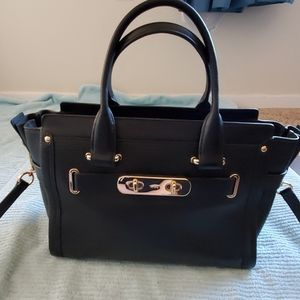 Large Pebbled Leather Coach Handbag